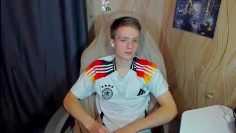 Snapshot of konnor_deviant chatting on 9, 10, 2025 konnor_deviant online show from 9, 10, 2025