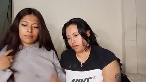 Snapshot of konnyydesire chatting on 29, 4, 2026 Konny and Laila online show from 29, 4, 2026