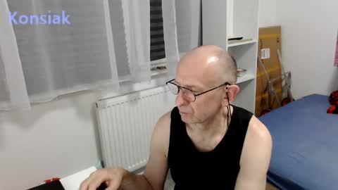 Komsiak online show from 26, 4, 2026