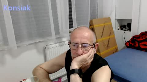 Snapshot of konsiak chatting on 5, 6, 2026 Komsiak online show from 5, 6, 2026