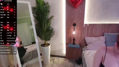 Snapshot of kortneyfox chatting on 2, 3, 2026 Kortney online show from 2, 3, 2026