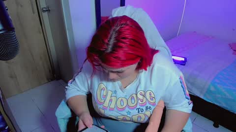 Snapshot of kpayton99 chatting on 10, 1, 2025 Khloe online show from 10, 1, 2025