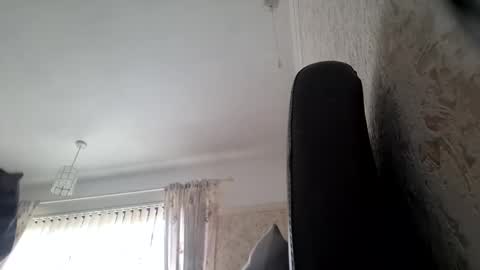 Snapshot of kripijs2 chatting on 26, 10, 2025 kripijs2 online show from 26, 10, 2025