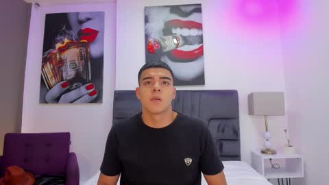 Snapshot of kris_dolph chatting on 13, 11, 2025 Kris Dolph online show from 13, 11, 2025