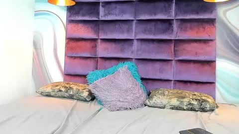 Snapshot of kris_kane chatting on 21, 12, 2024 kriss online show from 21, 12, 2024