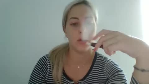 Snapshot of kriss_grace chatting on 5, 10, 2025 Grace online show from 5, 10, 2025