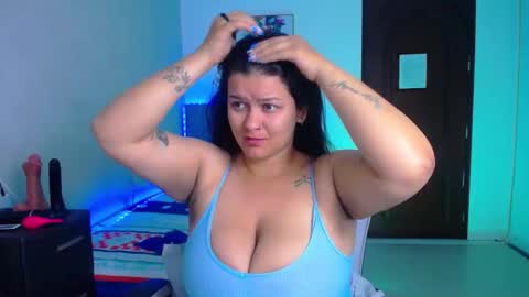 kriss_sweetboobs online show from 7, 2, 2026