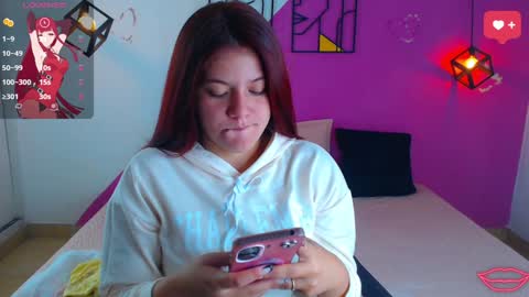 Snapshot of krissone_1 chatting on 3, 1, 2025 krissone online show from 3, 1, 2025