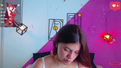 Snapshot of krissone_1 chatting on 7, 1, 2025 krissone online show from 7, 1, 2025