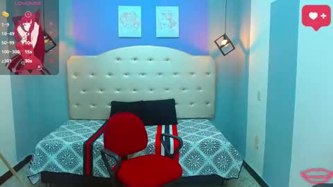 Snapshot of krissone_1 chatting on 1, 3, 2025 krissone online show from 1, 3, 2025