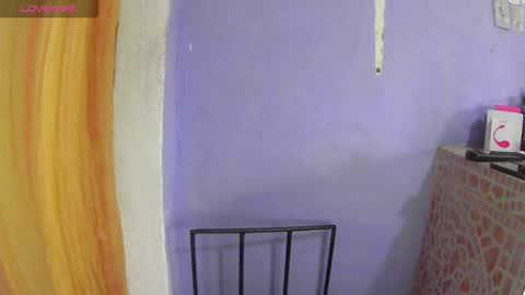 Snapshot of krissone_1 chatting on 6, 10, 2025 krissone online show from 6, 10, 2025