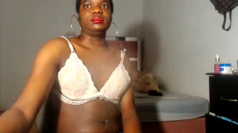 Snapshot of kristal_cox2 chatting on 16, 6, 2026 kristal_cox2 online show from 16, 6, 2026