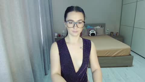 twitter    Annemarye 23 online show from 30, 1, 2025