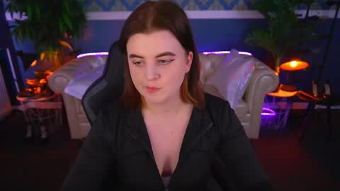 Snapshot of kristifoxy chatting on 19, 5, 2026 kristifoxy online show from 19, 5, 2026