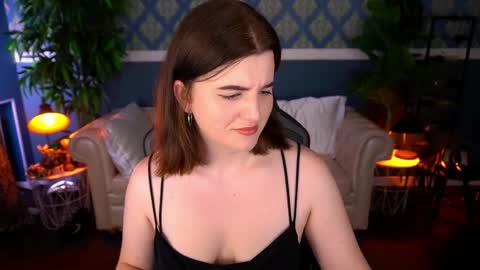 Snapshot of kristifoxy chatting on 6, 6, 2026 kristifoxy online show from 6, 6, 2026