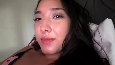 Snapshot of kristinaaxxx chatting on 8, 1, 2026 kristina online show from 8, 1, 2026