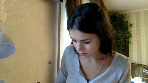 kristinalamour96 online show from 3, 10, 2025