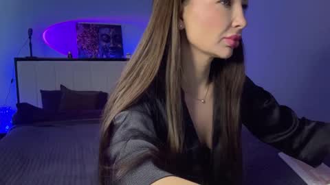 Snapshot of kristy_saint chatting on 25, 2, 2025 Kristi online show from 25, 2, 2025