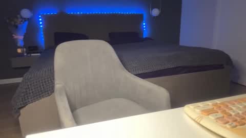 Snapshot of kristy_saint chatting on 25, 11, 2025 Kristi online show from 25, 11, 2025