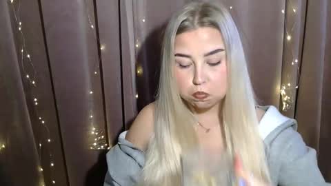 KristyFlowers online show from 2, 12, 2024