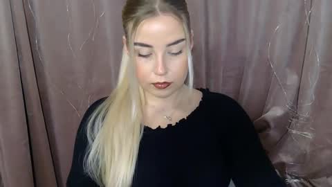 KristyFlowers online show from 17, 12, 2024