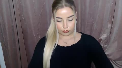 KristyFlowers online show from 17, 12, 2024
