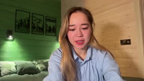 Snapshot of kristyspiritedaway chatting on 24, 2, 2025 Kristy Nip slip shady  Best model on CB  online show from 24, 2, 2025