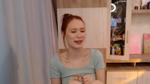 Snapshot of krisykkiss chatting on 10, 2, 2025 Krissy online show from 10, 2, 2025