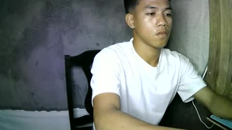 Snapshot of kritthanarkorn chatting on 2, 10, 2025 kritthanarkorn online show from 2, 10, 2025