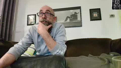 krummersaebel online show from 2, 3, 2025