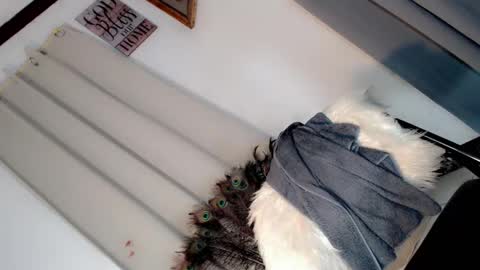 Snapshot of kryplialoveyou chatting on 3, 2, 2026 kryplialoveyou online show from 3, 2, 2026