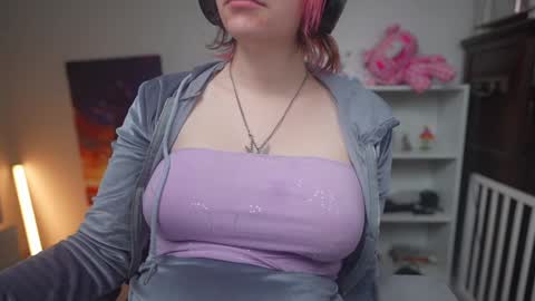 Snapshot of krystalsyxx chatting on 24, 1, 2025 Krystal Syx online show from 24, 1, 2025