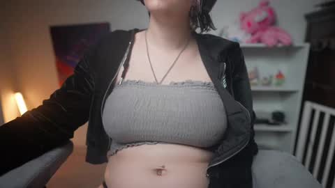 Snapshot of krystalsyxx chatting on 16, 2, 2025 Krystal Syx online show from 16, 2, 2025