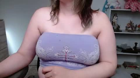 Snapshot of krystalsyxx chatting on 6, 7, 2026 Krystal Syx online show from 6, 7, 2026