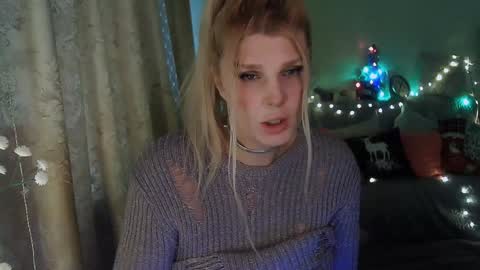 Snapshot of kudesnizza chatting on 4, 12, 2024 Annika MTF ts post -op online show from 4, 12, 2024