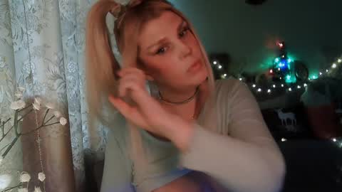 Snapshot of kudesnizza chatting on 5, 12, 2024 Annika MTF ts post -op online show from 5, 12, 2024