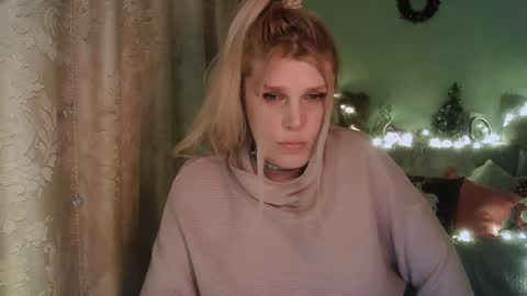 Snapshot of kudesnizza chatting on 6, 1, 2025 Annika MTF ts post -op online show from 6, 1, 2025