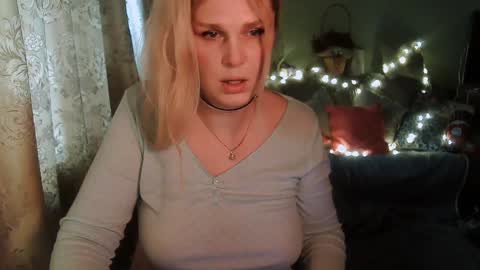 Snapshot of kudesnizza chatting on 4, 2, 2025 Annika MTF ts post -op online show from 4, 2, 2025