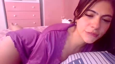 KUMA -Tw  SweetKuma online show from 24, 11, 2025