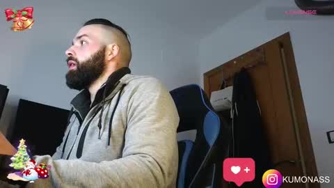 Snapshot of kumonass chatting on 4, 1, 2025 kumonass online show from 4, 1, 2025