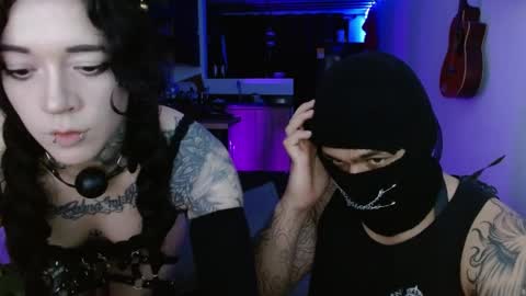 kuro_shir0 online show from 12, 4, 2026