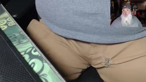 Snapshot of kustom77 chatting on 17, 2, 2025 Vlad Voivode of Wallachia online show from 17, 2, 2025