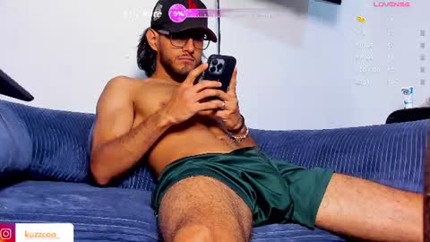 Snapshot of kuzzcoo chatting on 26, 6, 2026 kuzzcoo online show from 26, 6, 2026