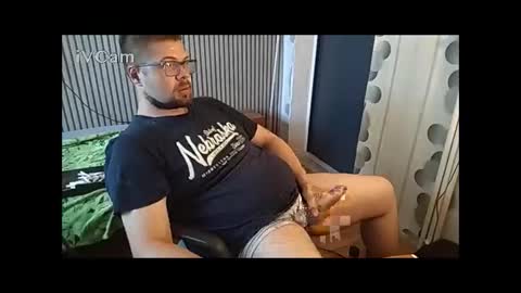 kwiatkowski9808 online show from 21, 9, 2025