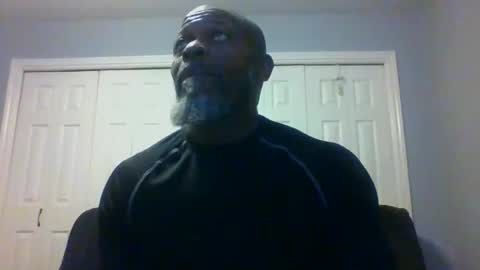 Snapshot of kyimch chatting on 5, 12, 2025 Ky online show from 5, 12, 2025
