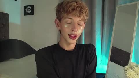 Snapshot of kyle__cooper chatting on 14, 12, 2024 Kyle Cooper online show from 14, 12, 2024