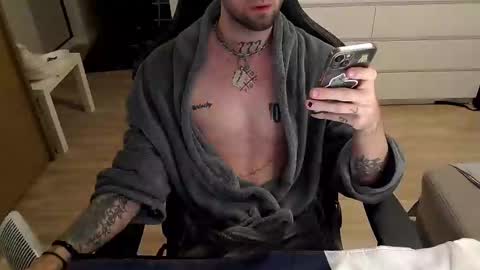 Kyle online show from 25, 12, 2024