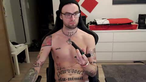 Kyle online show from 5, 1, 2025