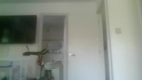 kylestrips4youq online show from 15, 7, 2026