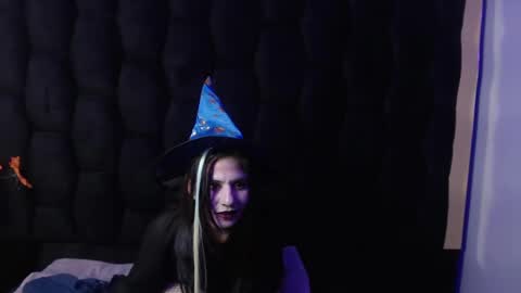 kylie_bloom online show from 18, 10, 2025